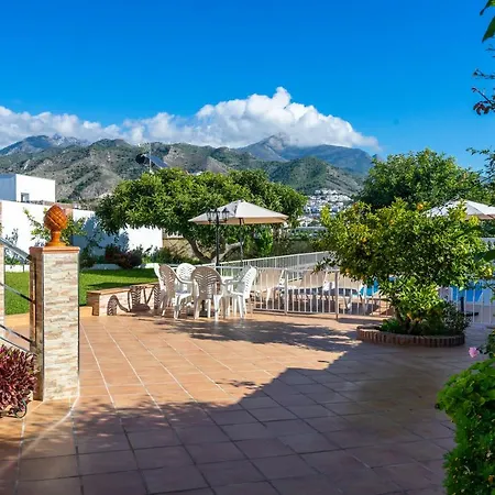 Lola By Solset Nerja